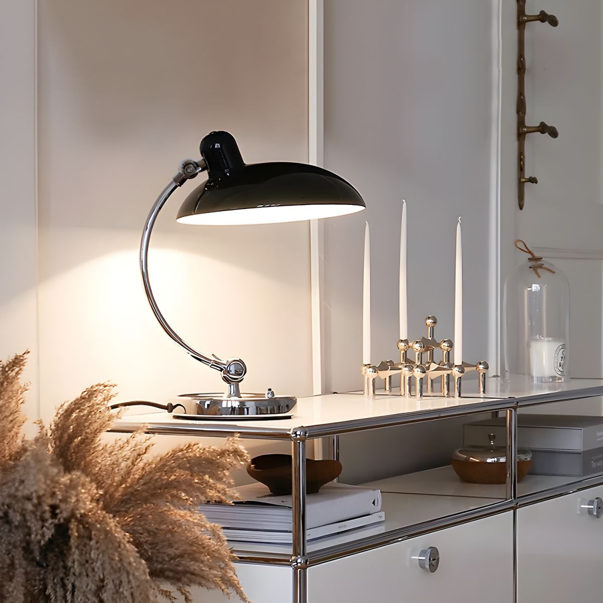 Vintage Metal Shade Table Lamp | Rovelle