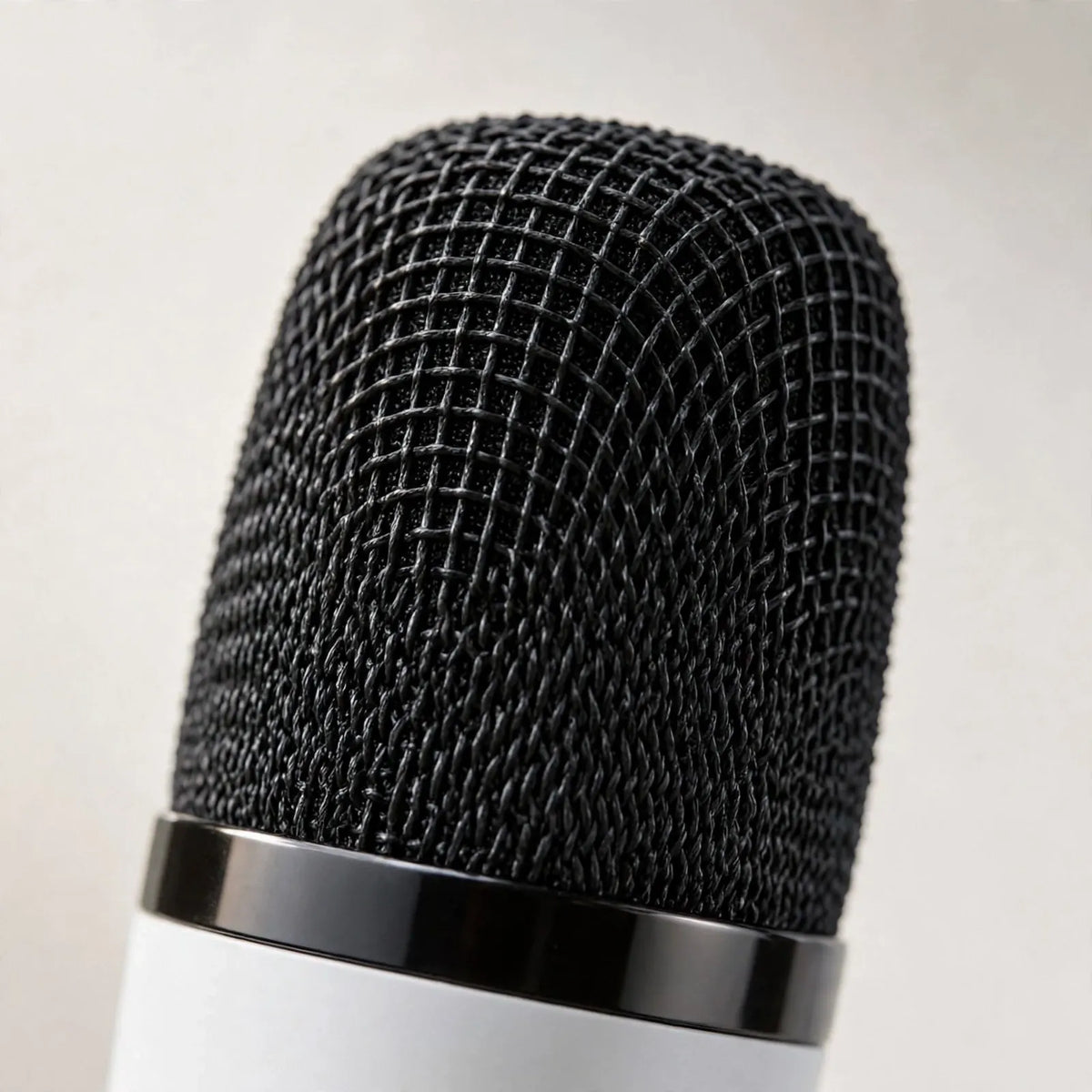 Wireless Dynamic In-Car Karaoke Microphone